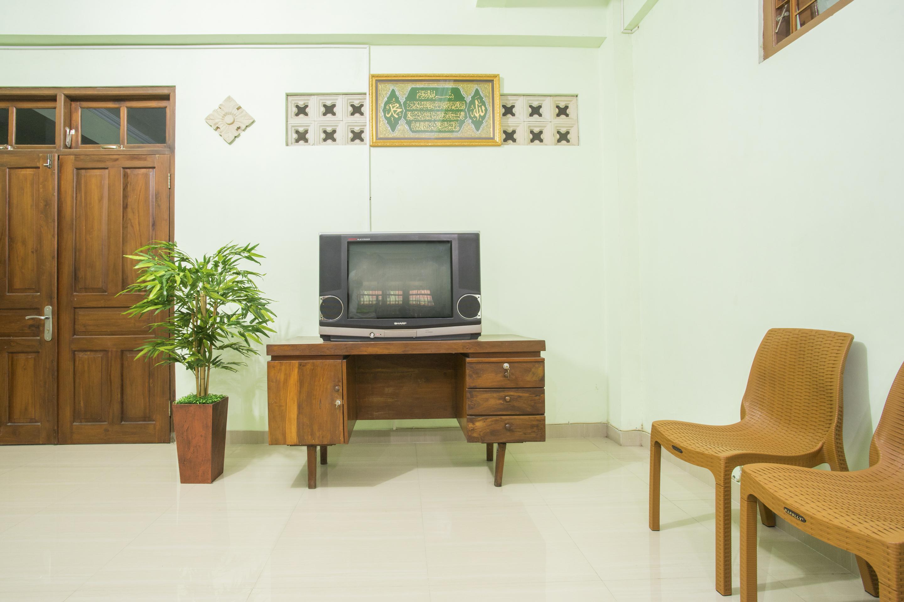 Reddoorz Syariah Near Alun Alun Wonosari Hotel Exterior photo